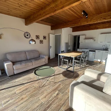 Appartement Barcelonnette location avec jardin Extérieur photo