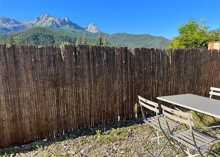 Barcelonnette location avec jardin