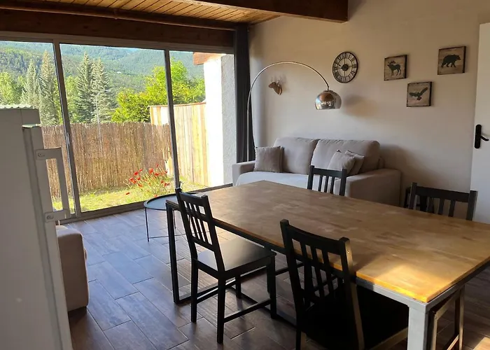 Barcelonnette location avec jardin